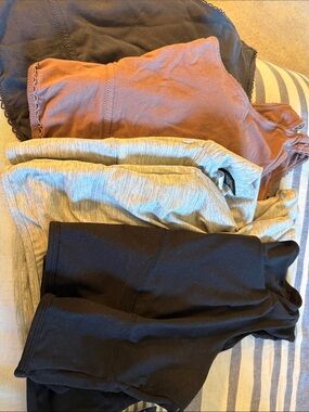 Bundle of 4 Torrid Bra Tanks